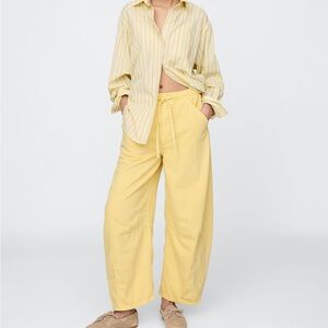 Yellow Womens Gap horseshoe soft jeans